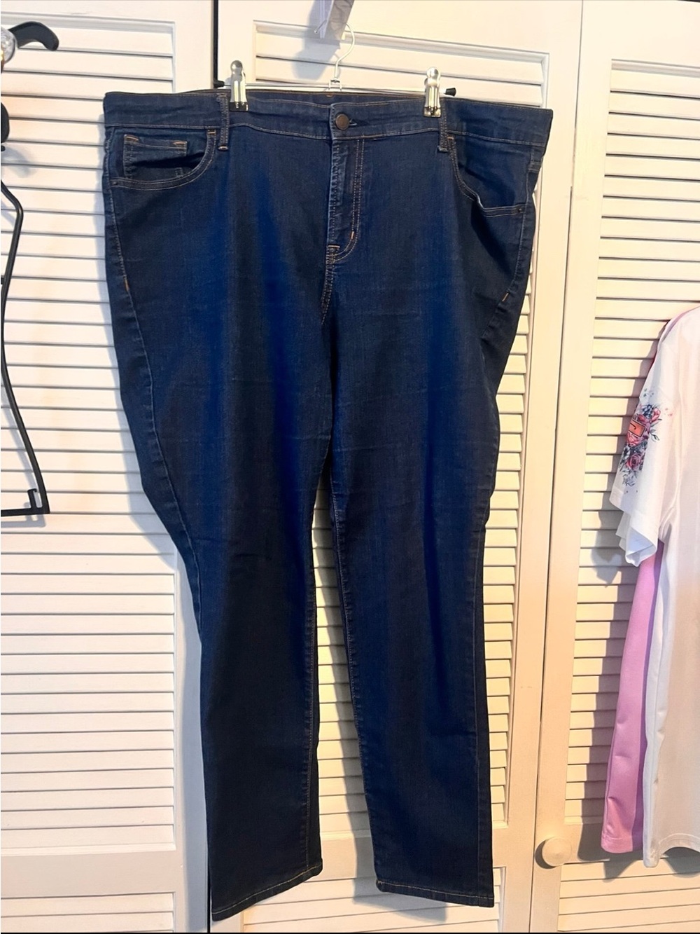 Old Navy women’s Dark Indigo skinny Jeans size 18 R ( cross posted) (7)